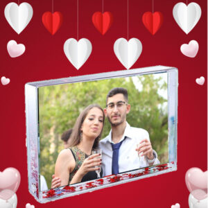 תמונה במסגרת שלג, החל מ-36 ש"ח